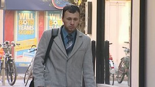 Shqiptari akuzon ish-kolegët e tij anglez për racizëm