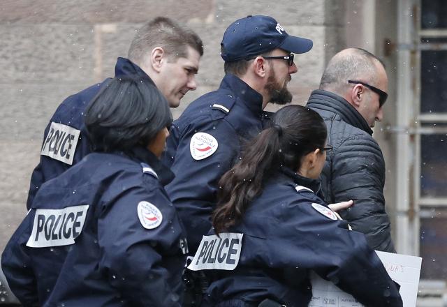 Protestë para ambasadës franceze në Londër, në lidhje me arrestimin e Ramush Haradinajt, sot në ora 2