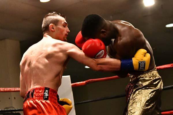 Fightnews.com: ‘Sexy Albanian’ Wins Main Event in Maryland, USA