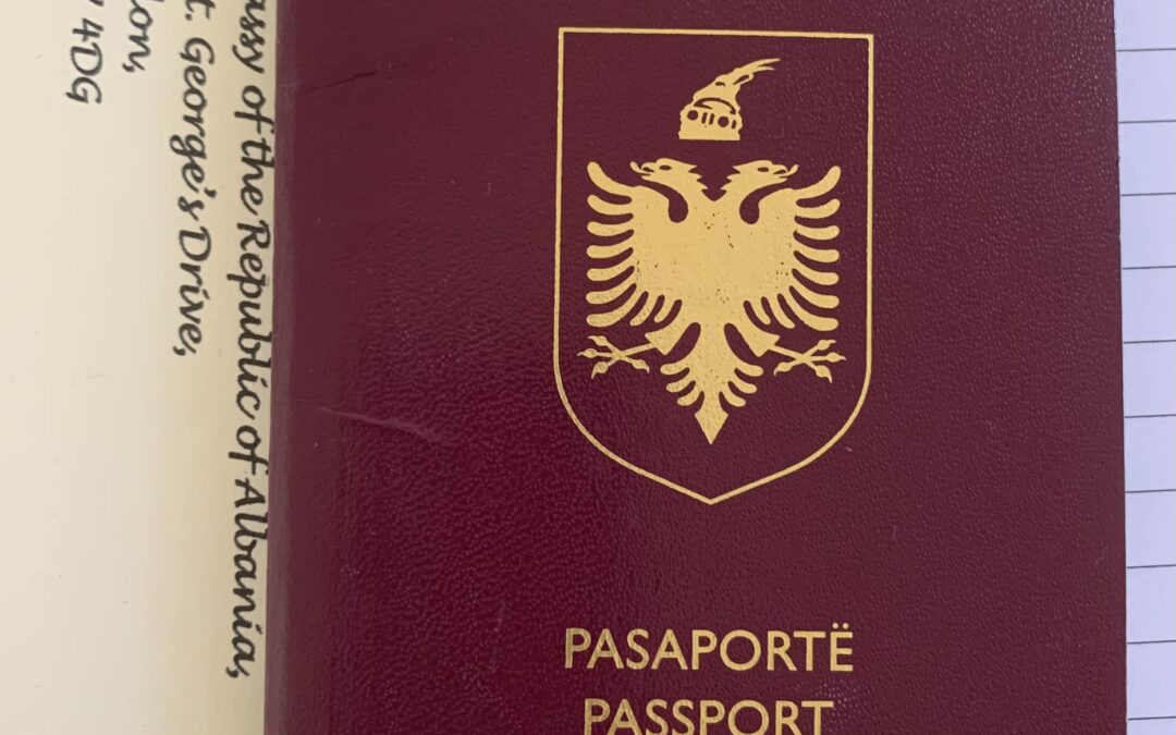Shërbimi i Tërheqjes së Pasaportës me Postë nga Zyra Konsullore në Londër për Britaninë dhe Irlandën